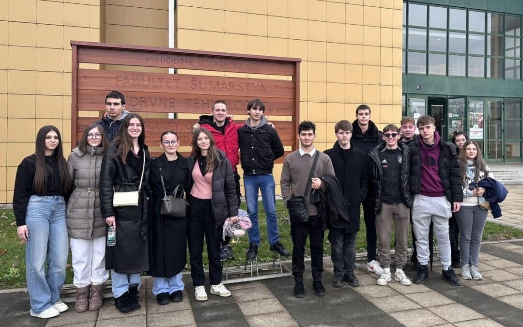 4.a i 4.c razred na Danu otvorenih vrata Fakulteta šumarstva i drvne tehnologije